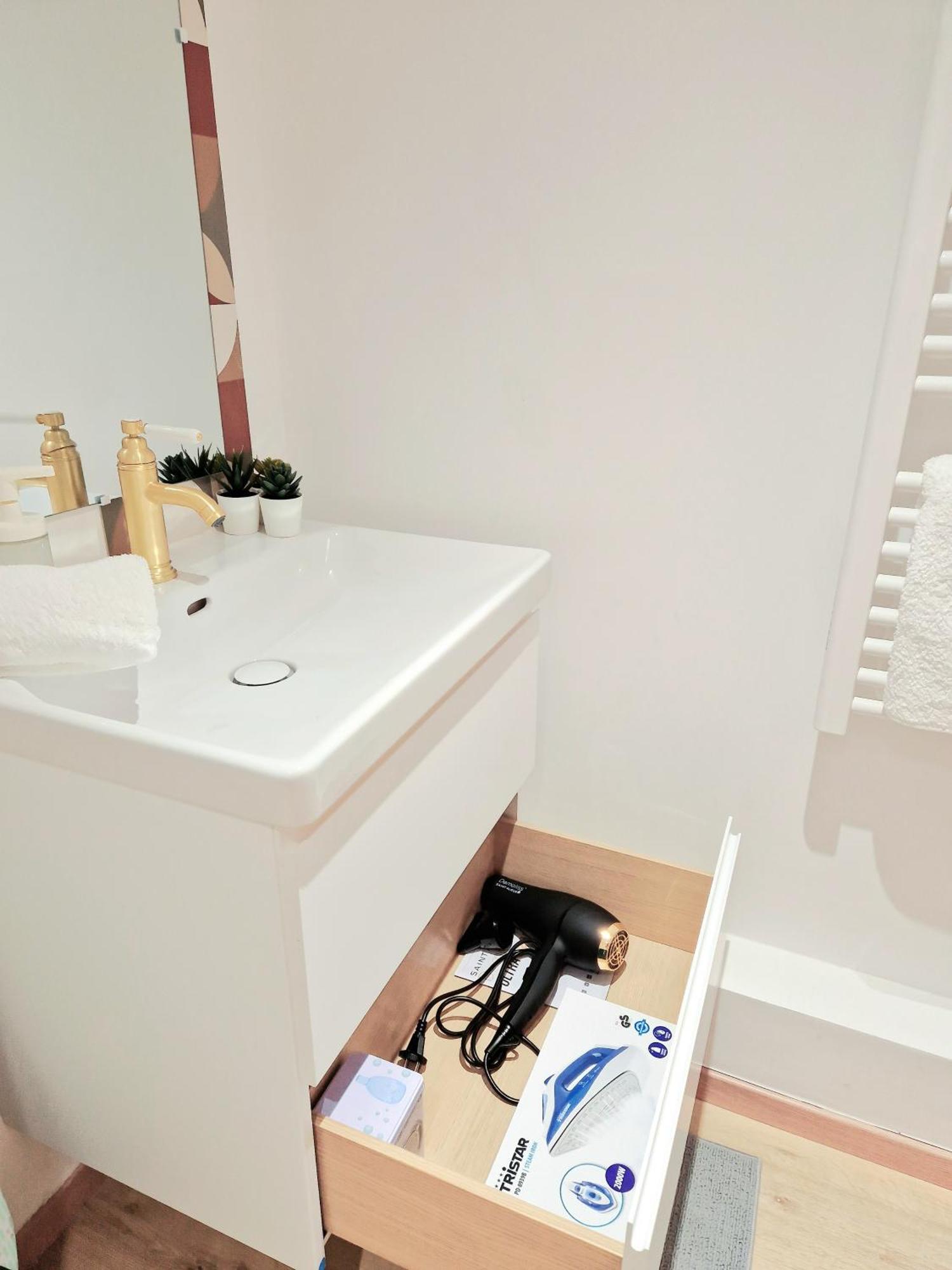 L'Elementaire, Appartement Chic Et Central Мюлуз Екстериор снимка